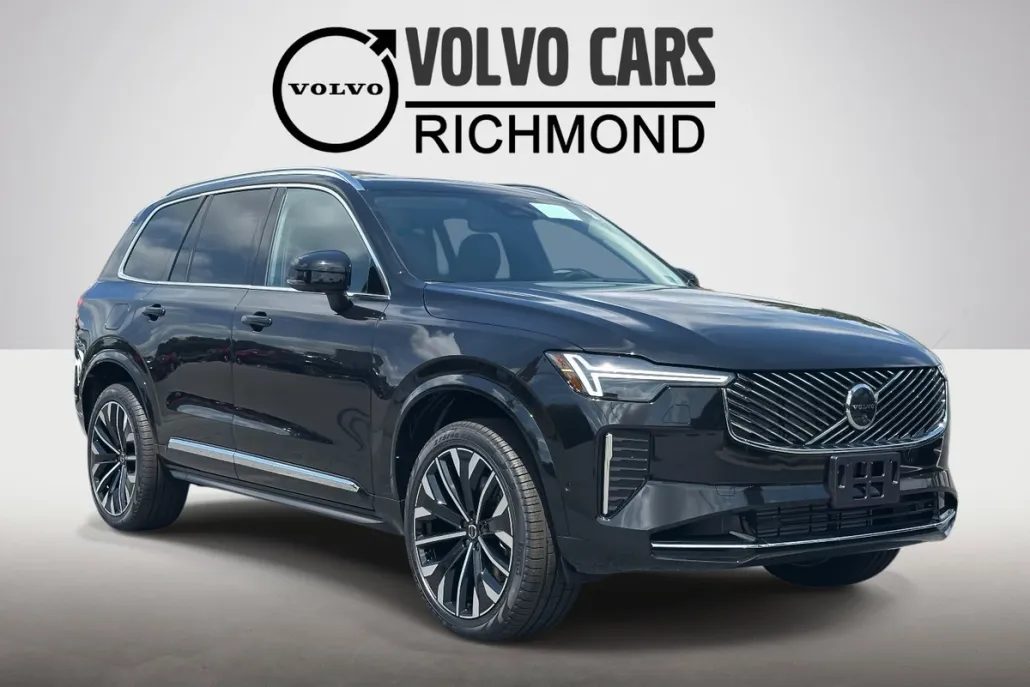 2026 Volvo XC90 T8 photo 1