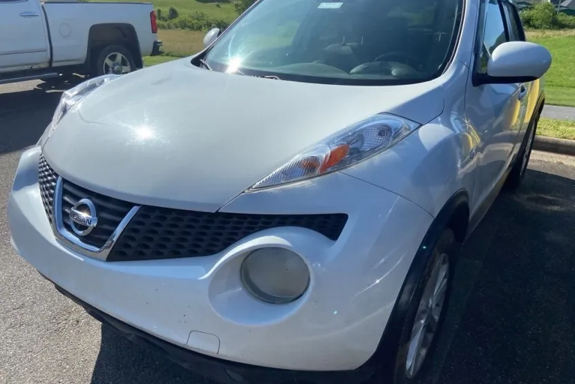 2013 Nissan Juke SL photo 1