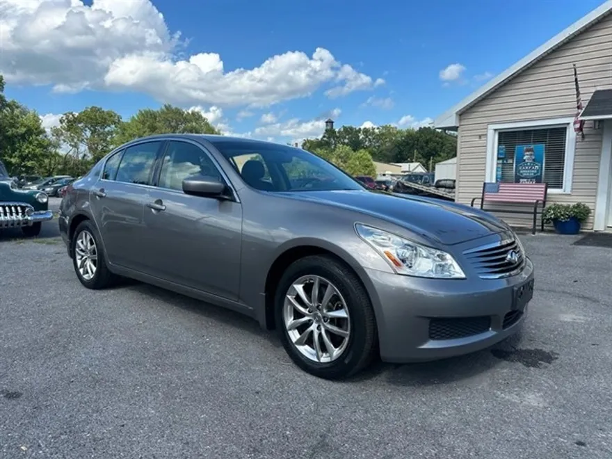 2009 Infiniti G37 photo 1