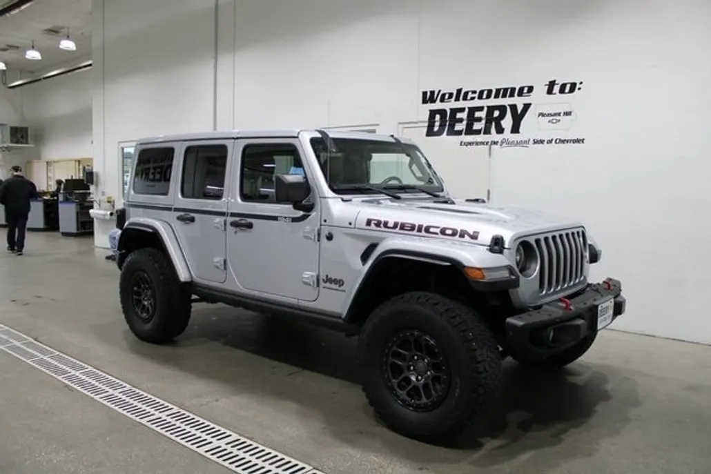 2023 Jeep Wrangler Rubicon photo 1