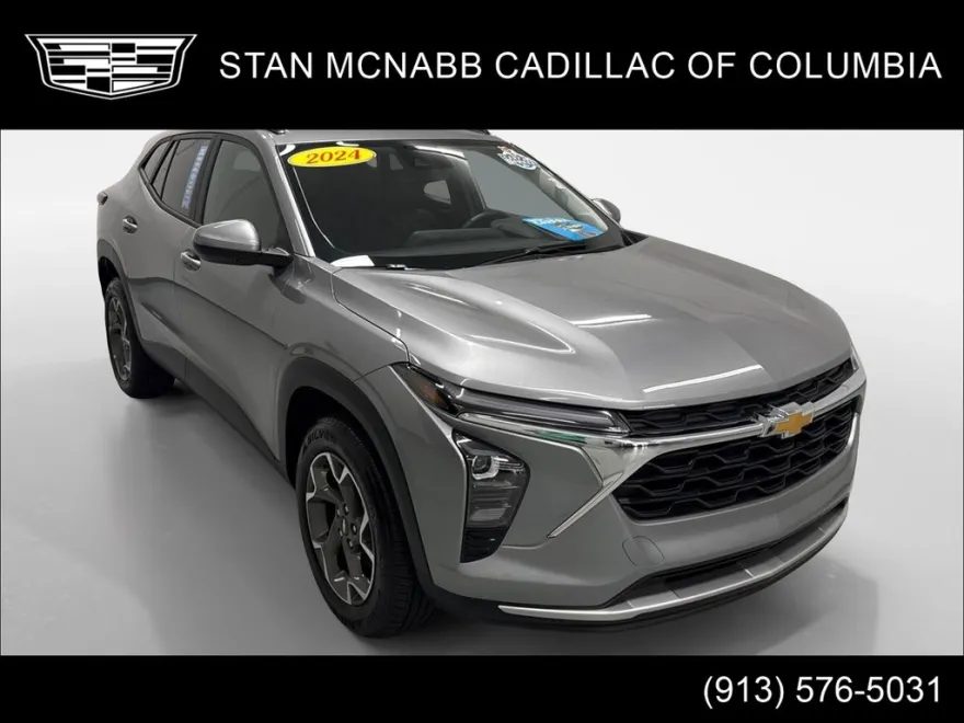 2024 Chevrolet Trax LT photo 1
