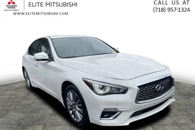 2022 Infiniti Q50 LUXE photo 1