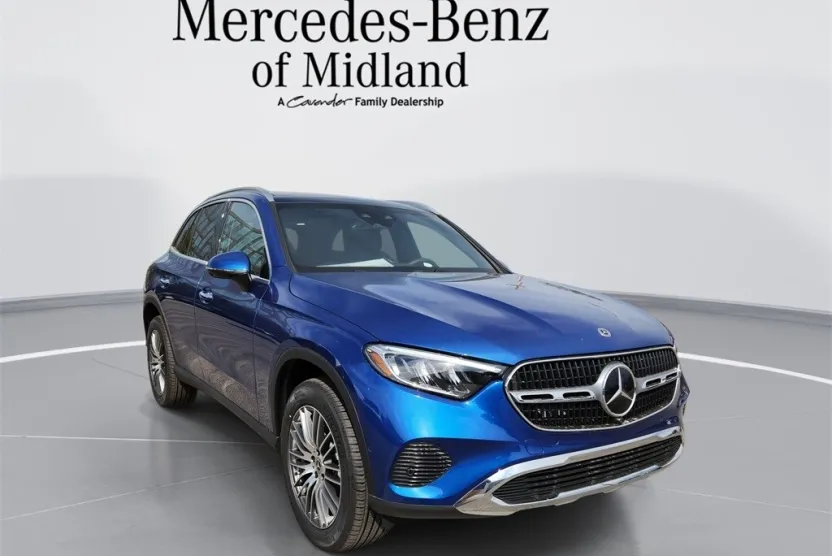 2026 Mercedes Benz GLC 300 photo 1