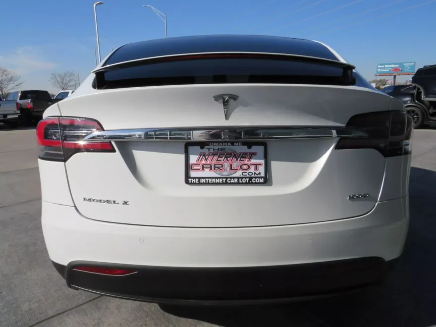 2017 Tesla Model X 100D photo 6
