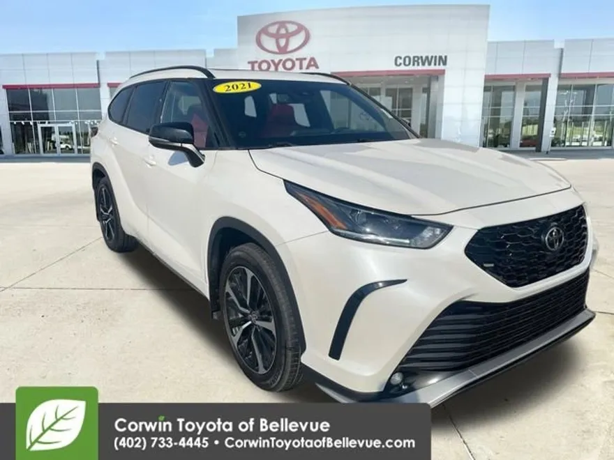 2021 Toyota Highlander XSE photo 1