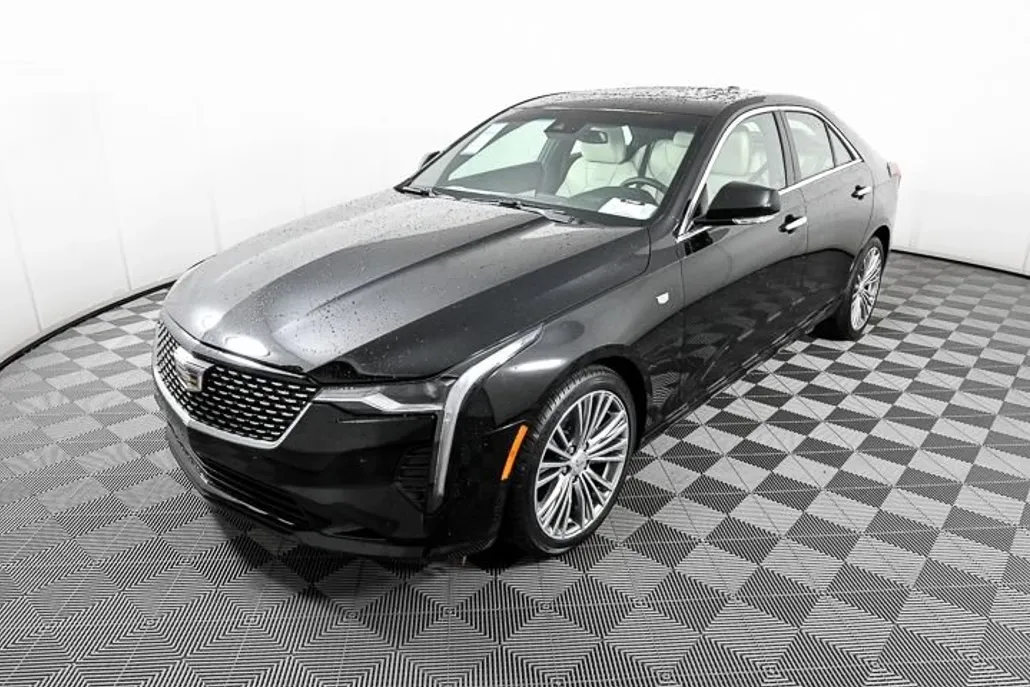 2025 Cadillac CT4 Premium Luxury photo 1