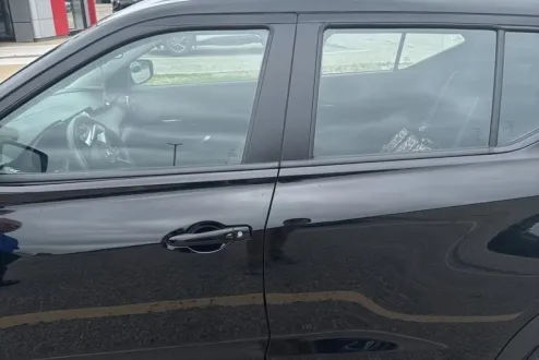 2021 Nissan Kicks SV photo 3