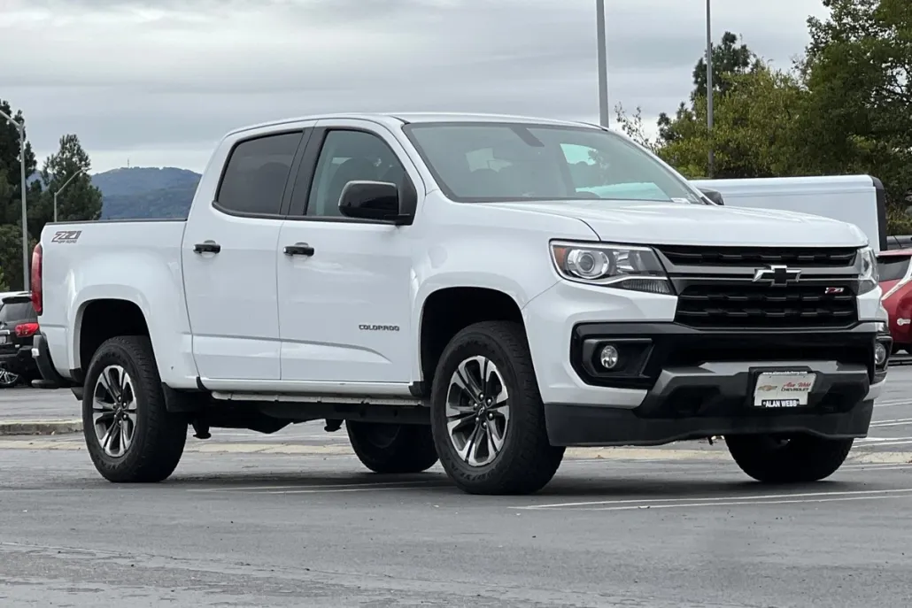 2022 Chevrolet Colorado Z71 photo 1