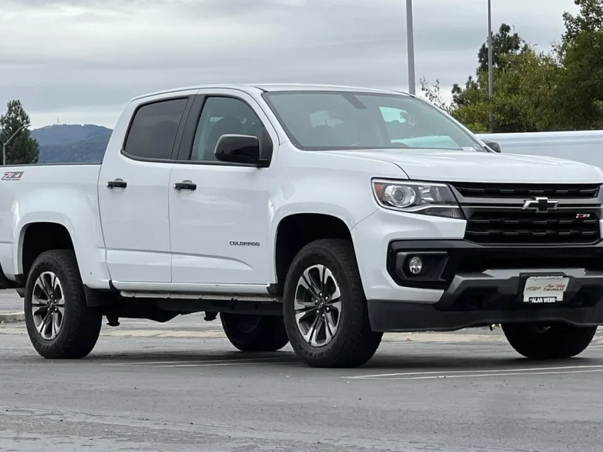 2022 Chevrolet Colorado Z71 photo 1