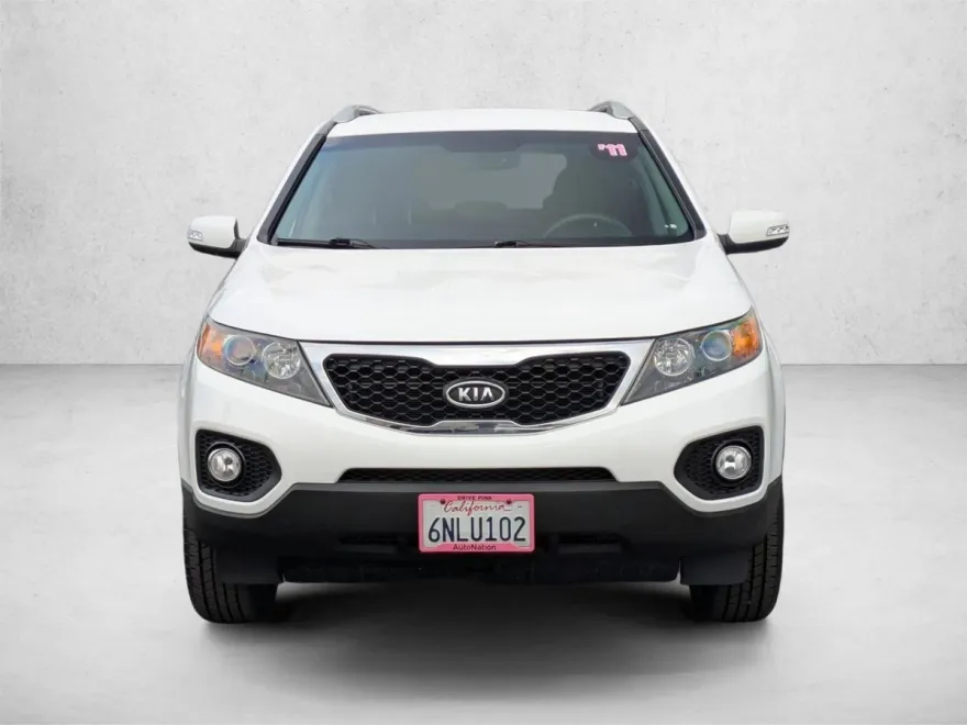 2011 Kia Sorento LX photo 1