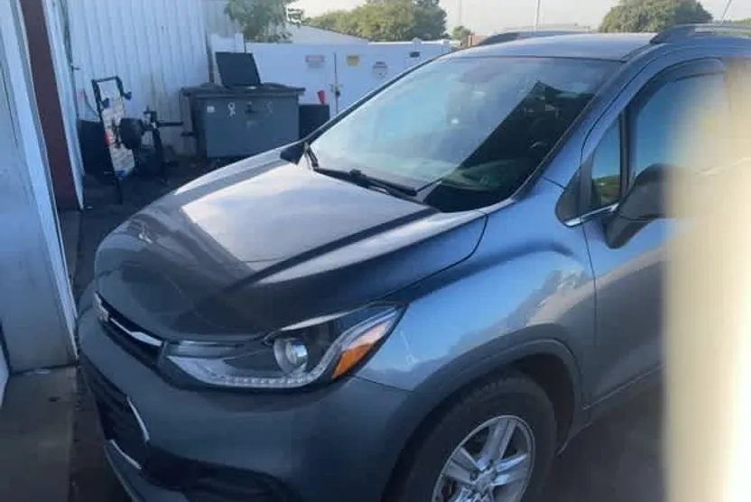 2019 Chevrolet Trax LT photo 1
