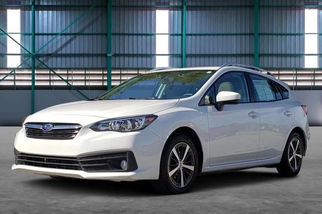 2022 Subaru Impreza Premium photo 1