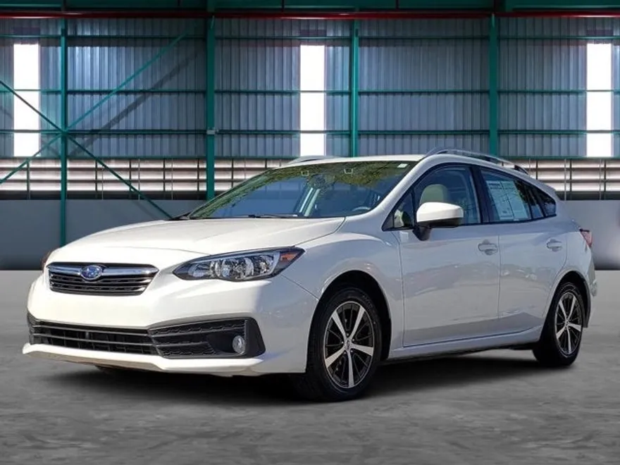 2022 Subaru Impreza Premium photo 1