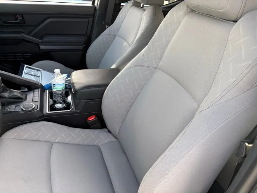 2024 Toyota Tacoma SR5 photo 1