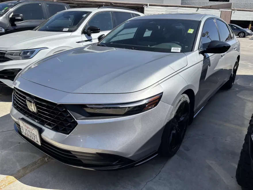 2024 Honda Accord Hybrid Sport-L photo 1
