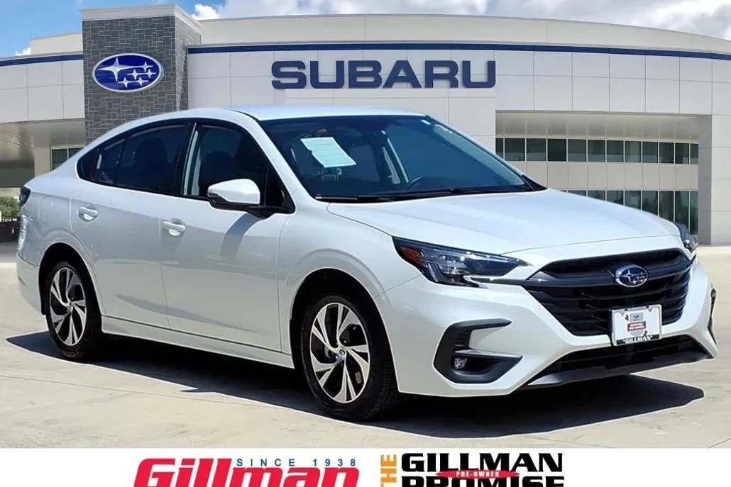 2025 Subaru Legacy Premium photo 1