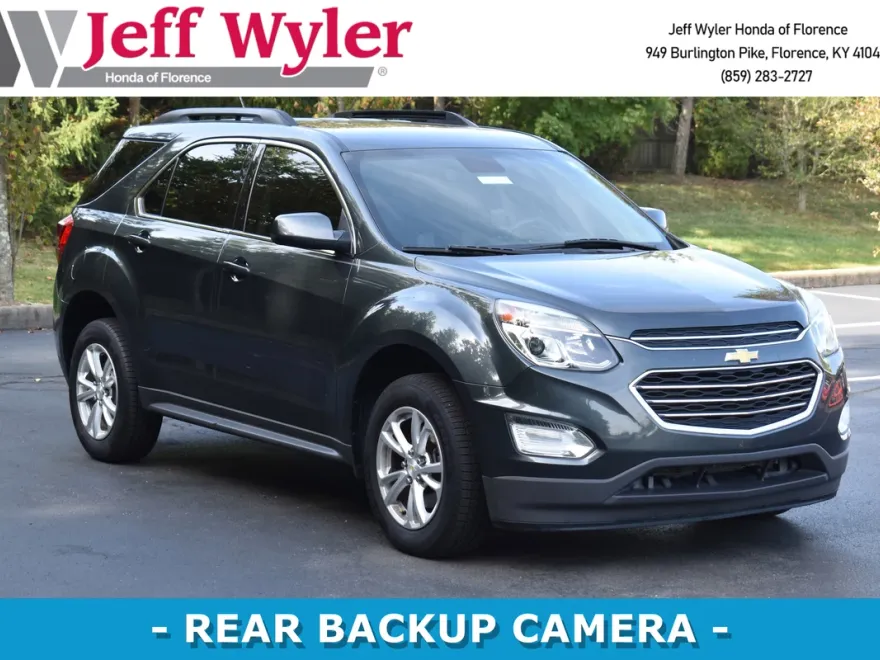 2017 Chevrolet Equinox LT photo 1