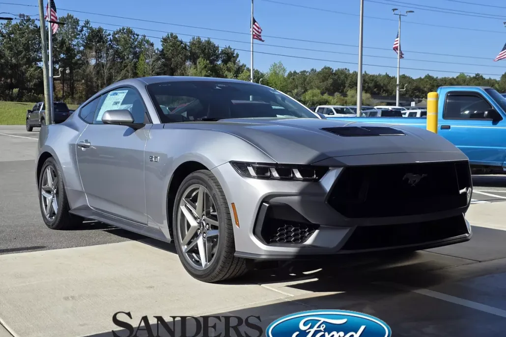 2025 Ford Mustang GT Premium photo 1