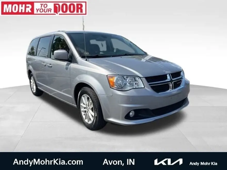 2018 Dodge Grand Caravan SXT photo 1