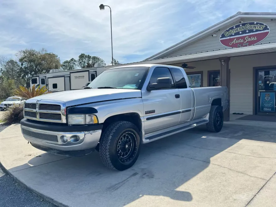 2001 Dodge Ram photo 1