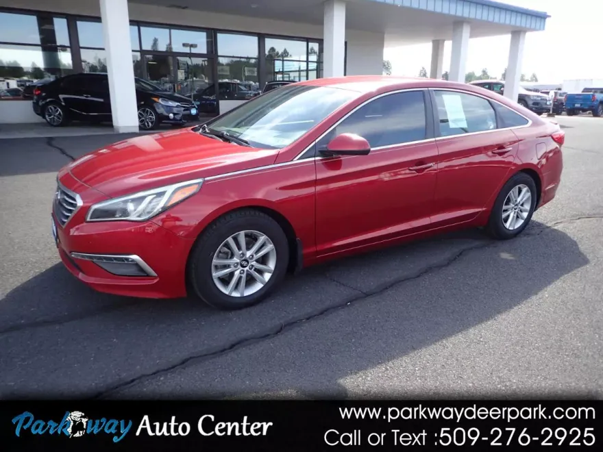 2015 Hyundai Sonata SE photo 1
