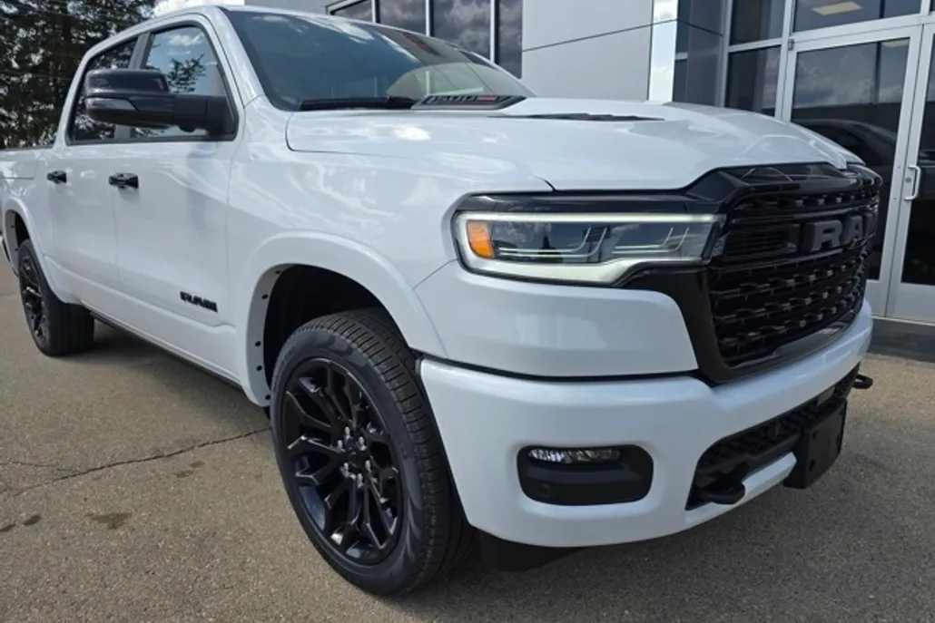 2025 Ram 1500 Limited photo 1