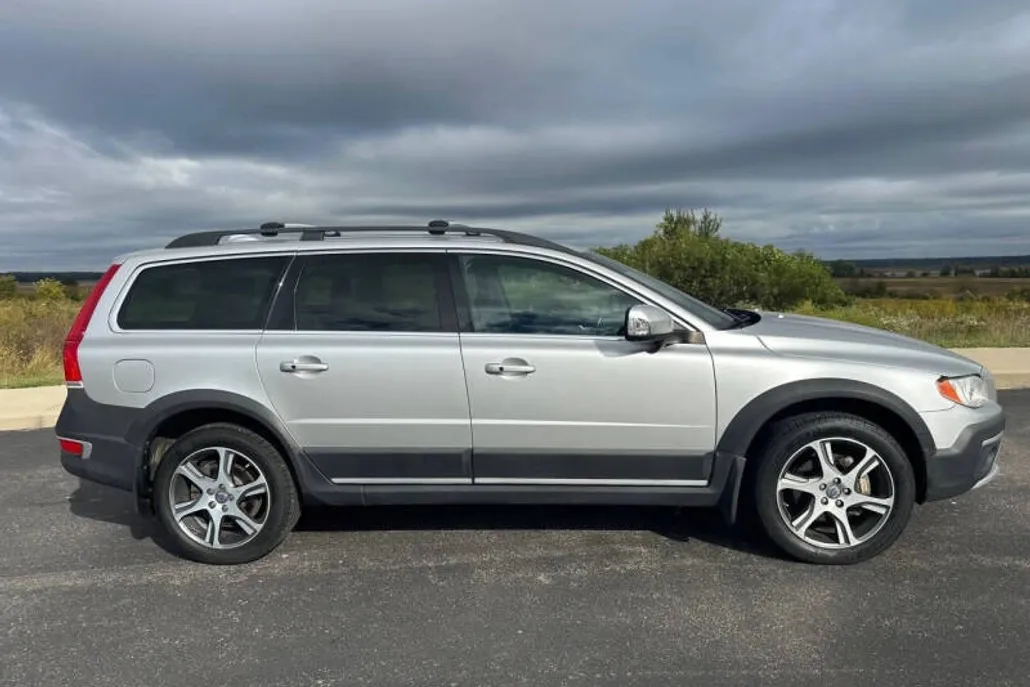 2014 Volvo XC70 T6 photo 1