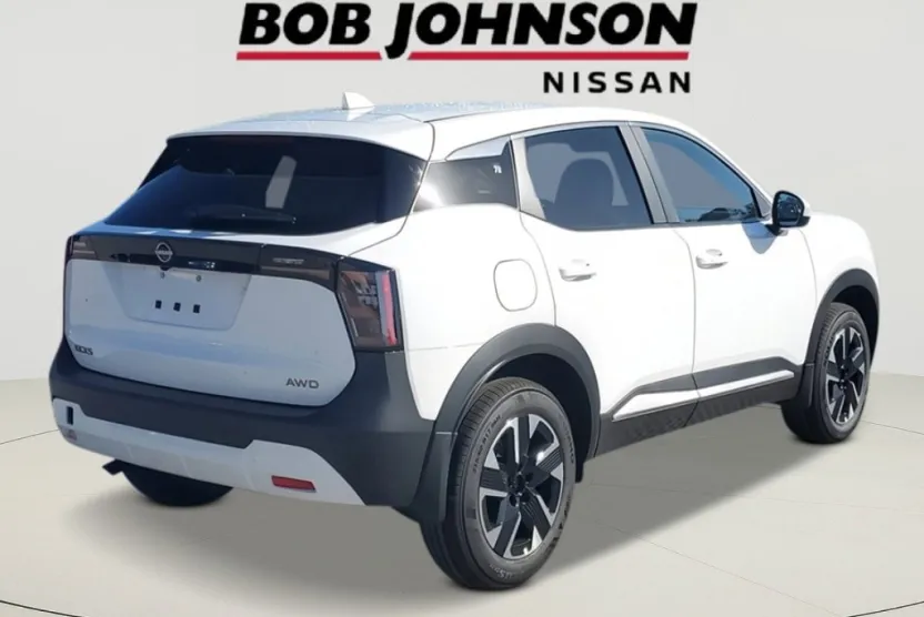 2026 Nissan Kicks SV photo 1