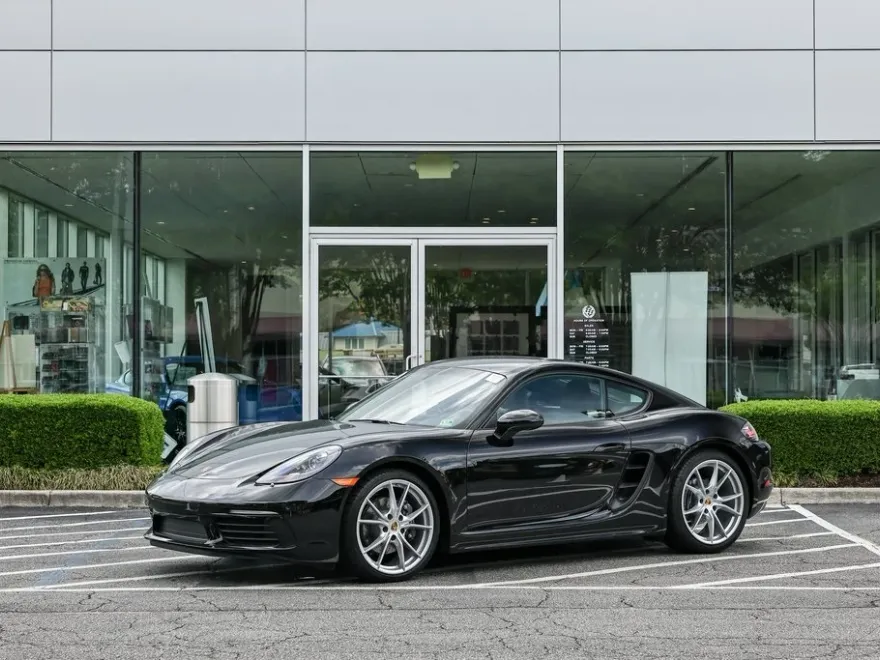 2025 Porsche Cayman Base photo 1