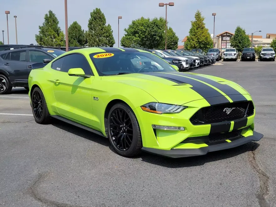 2020 Ford Mustang GT Premium photo 1