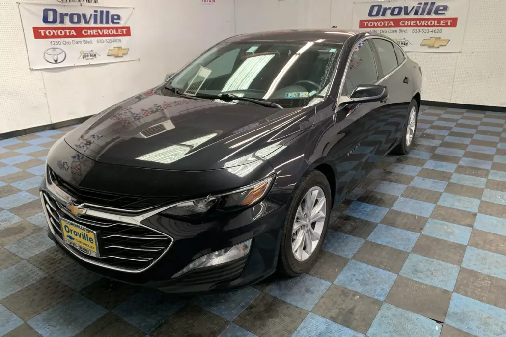 2022 Chevrolet Malibu 1LT photo 1