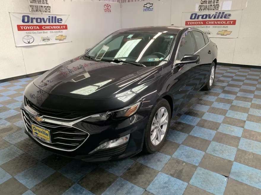 2022 Chevrolet Malibu 1LT photo 1