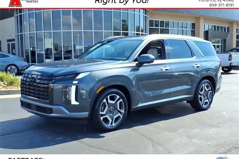 2024 Hyundai Palisade Limited photo 1