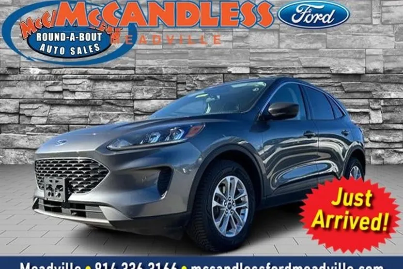 2022 Ford Escape SE photo 1