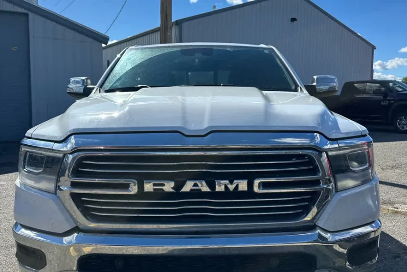 2024 Ram 1500 Laramie photo 1