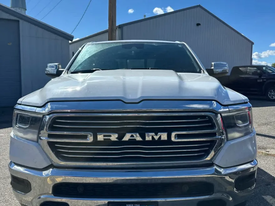 2024 Ram 1500 Laramie photo 1