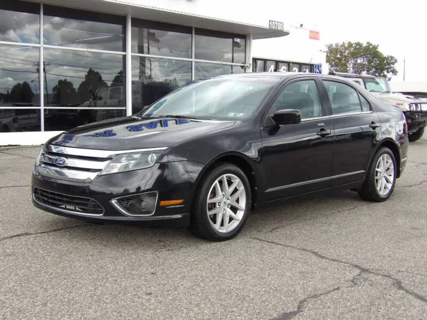 2012 Ford Fusion SEL photo 1