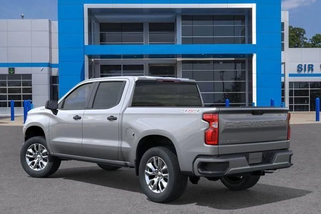 2026 Chevrolet Silverado 1500 Custom photo 1