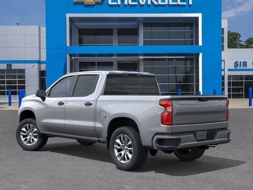 2026 Chevrolet Silverado 1500 Custom photo 1