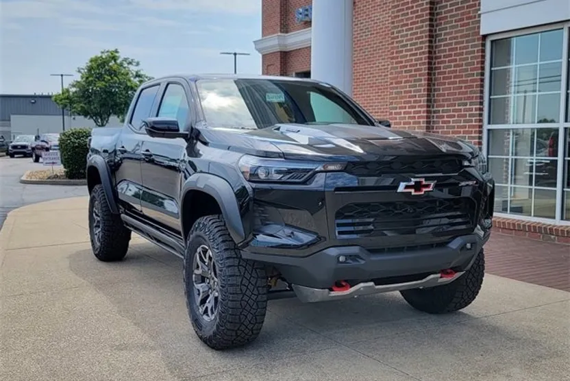 2026 Chevrolet Colorado ZR2 photo 1