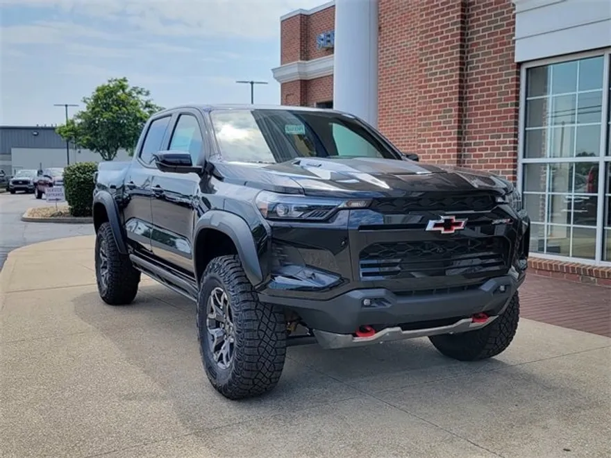 2026 Chevrolet Colorado ZR2 photo 1