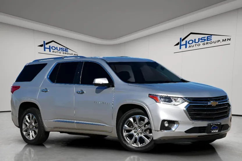 2019 Chevrolet Traverse Premier photo 1
