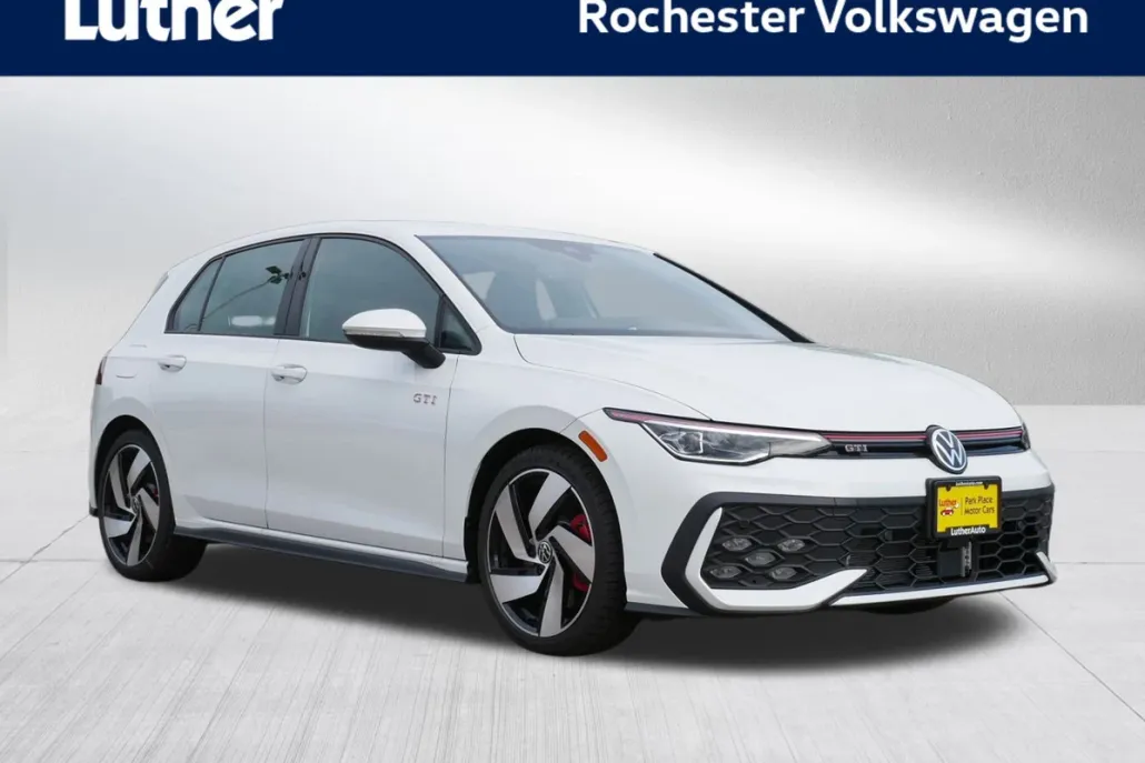 2025 Volkswagen Golf GTI S photo 1