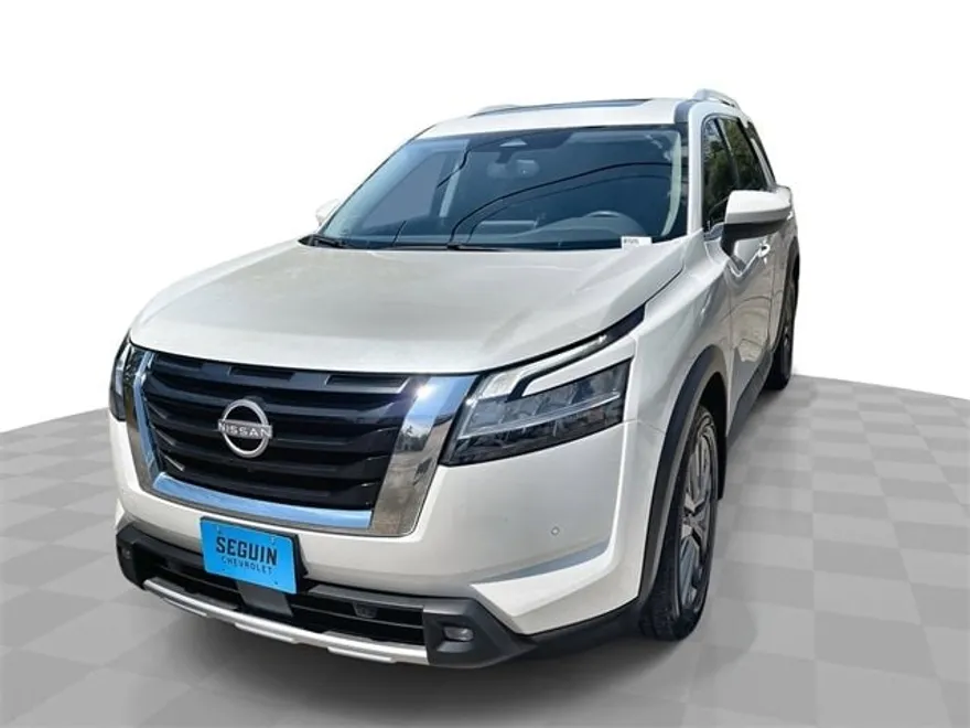 2022 Nissan Pathfinder SL photo 1