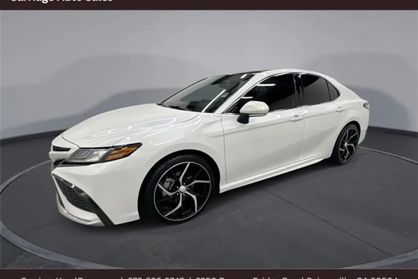2022 Toyota Camry XSE photo 1