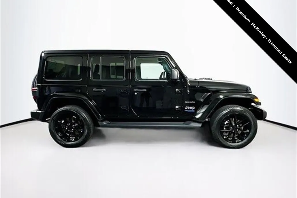 2022 Jeep Wrangler Unlimited 4xe Sahara photo 1
