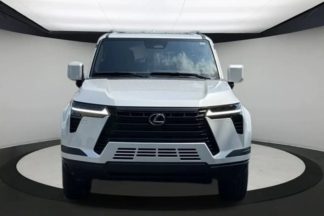 2024 Lexus GX 550 photo 1