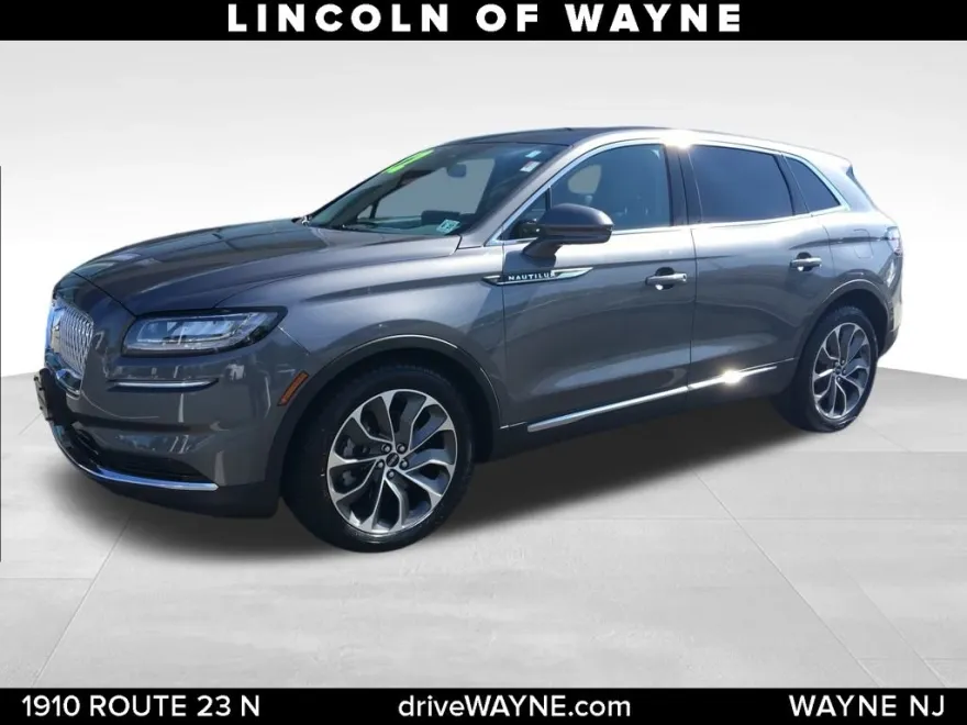 2022 Lincoln Nautilus Reserve photo 1