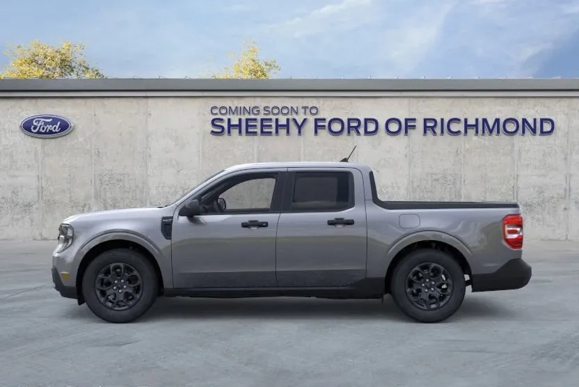 2025 Ford Maverick XLT photo 1