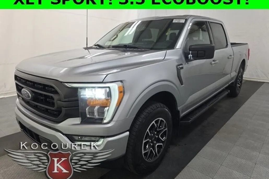 2023 Ford F-150 XLT photo 1
